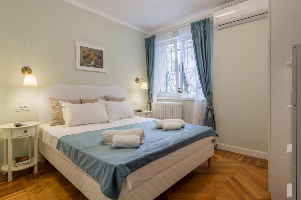 Central Stylish & Cozy One Bedroom Apartment - Adela Accommodation - Ideal For Long Stays 부쿠레슈티 외부 사진